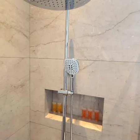 Zantis Executive 301 Apartman *